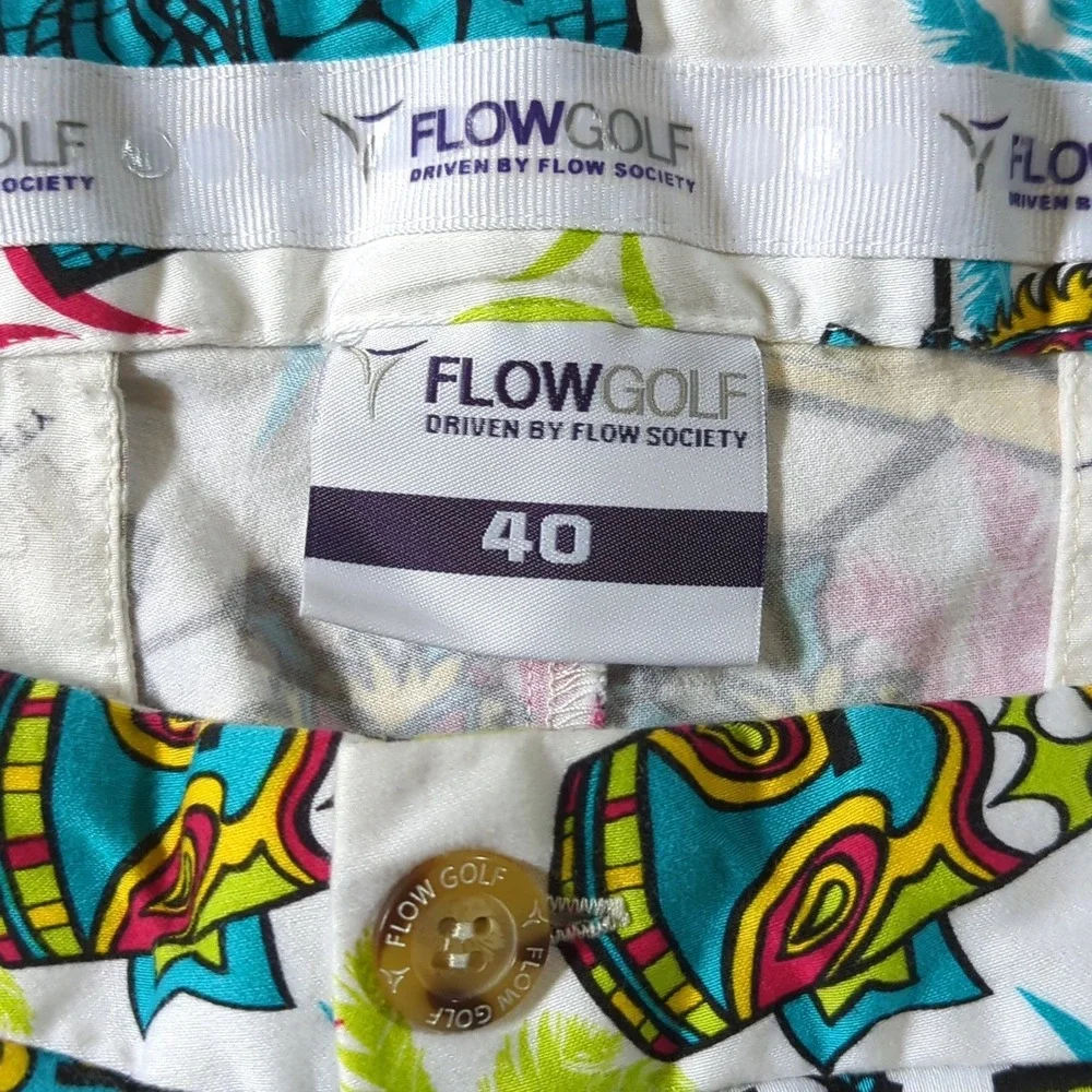 Flow Golf by Flow Society Tiki Mask Tropical Print Shorts Mens 40 White Multi